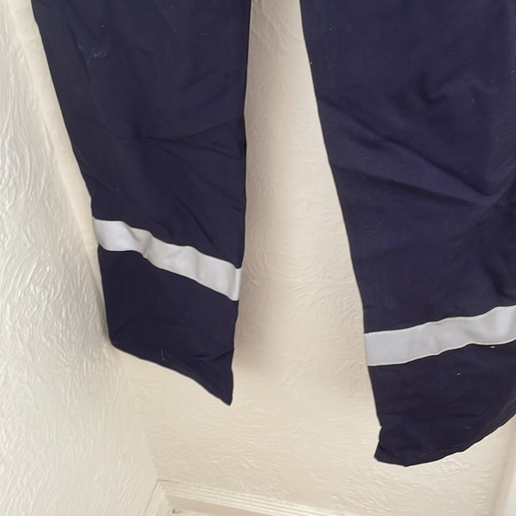 BULWARK Men's Flame Resistant Dungaree Pants Size 36x37 in Navy - Picture 7 of 7